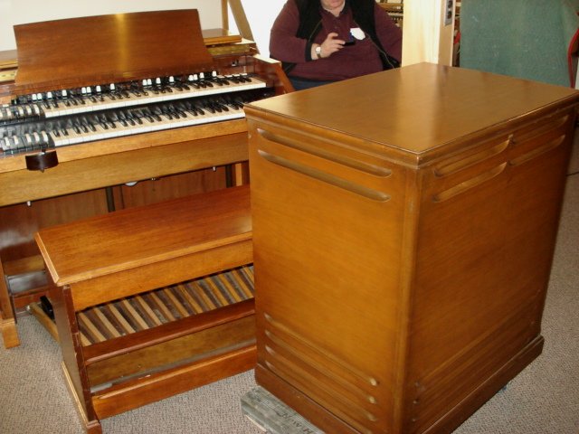 Hammond C 3 C3 Organ with 145 Leslie Speaker w/ Free B 3 Owners Manual 